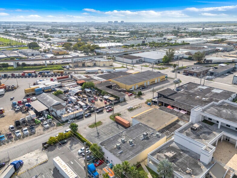 More Photos Of 7155-7159 NW 77th Ter, Miami Warehouse For Sale