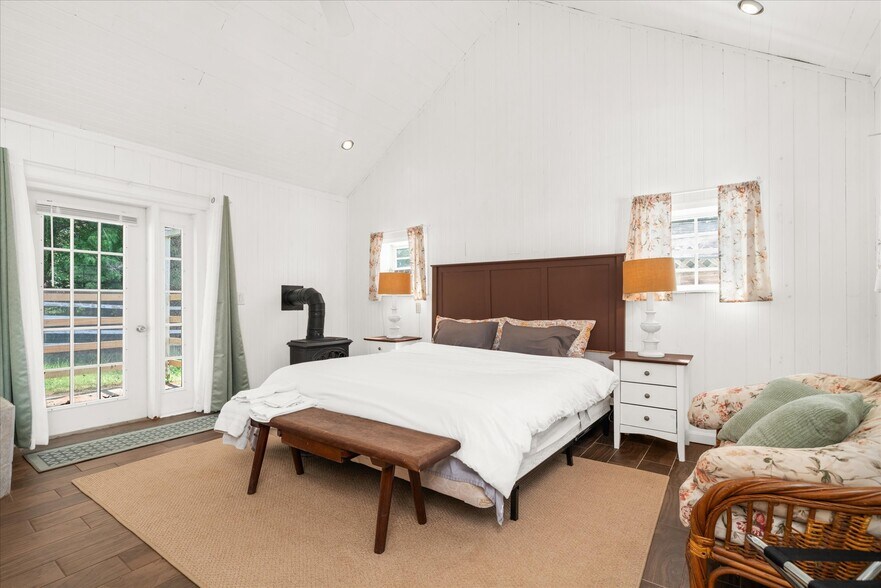 More Photos Of 5358 York Rd, Doylestown Hospitality For Sale