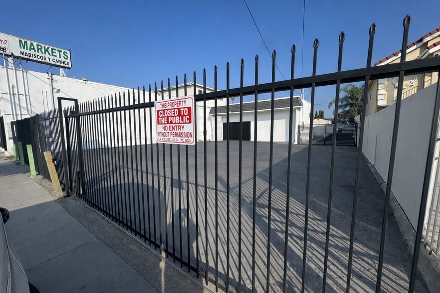 More Photos Of 1236 N Wilmington Blvd, Wilmington Storefront For Lease