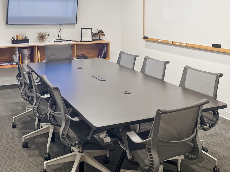 More Photos Of 6600 Chase Oaks Blvd, Plano Coworking Space