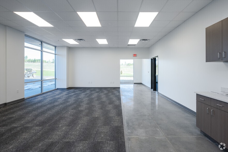 More Photos Of 1 Hyatt St, Gaffney Unknown For Lease