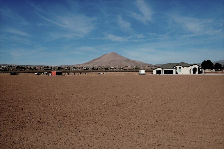 More Photos Of 4055 W Picacho Ave, Las Cruces Land For Sale