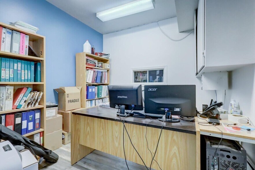 More Photos Of 2975 Rue Nelson, Saint-hyacinthe Industrial For Lease