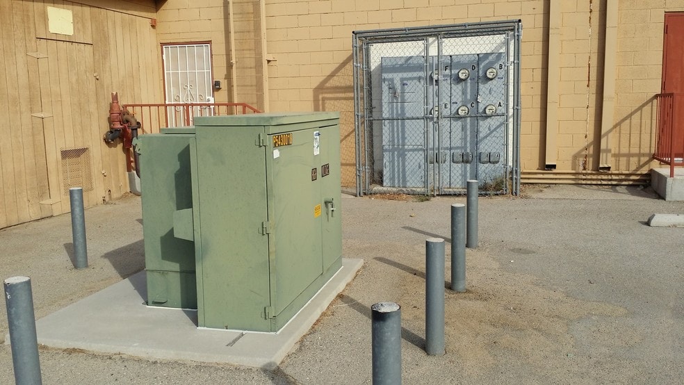 More Photos Of 32784-32800 Ca-247, Lucerne Valley Unknown For Lease