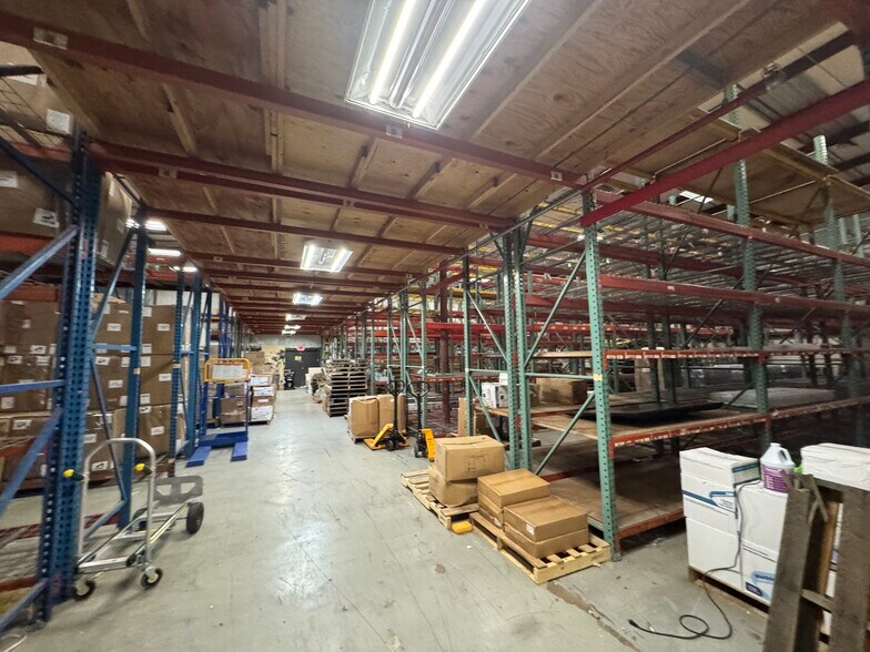 More Photos Of 280 W Central Blvd, Cape Canaveral Manufacturing For Lease