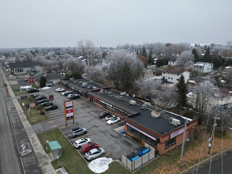 More Photos Of 2208 St Joseph Blvd, Ottawa Freestanding For Lease