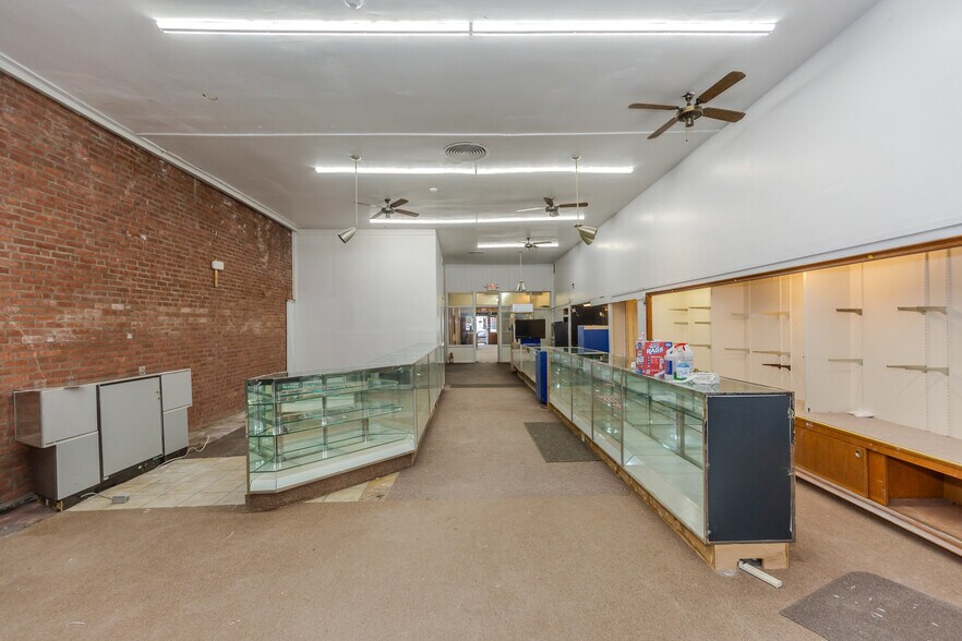 More Photos Of 1243 Main St, West Warwick General Retail For Sale