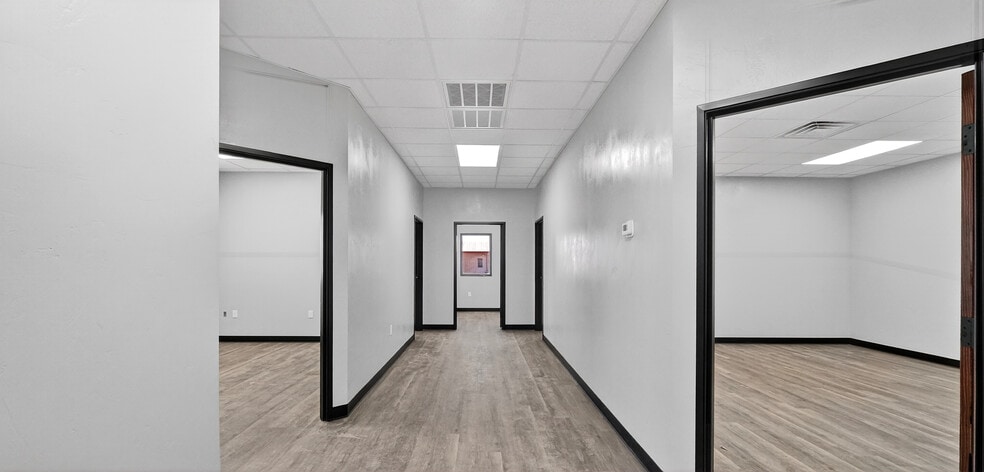 More Photos Of 16510 W Basin St, Odessa Warehouse For Sale