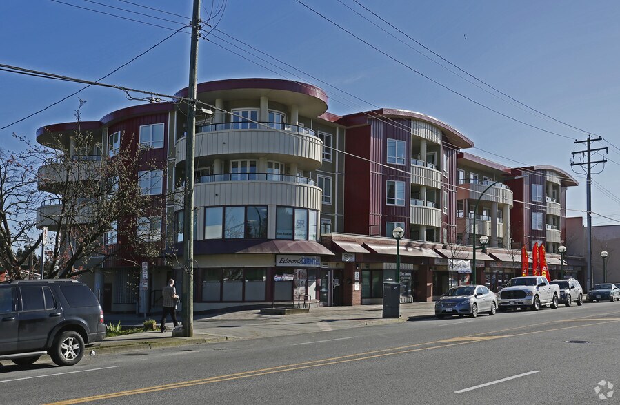 More Photos Of 7738 Edmonds St, Burnaby Apartments For Sale