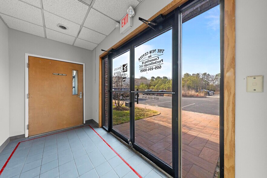 More Photos Of 675 Route 72 E, Manahawkin Office For Lease