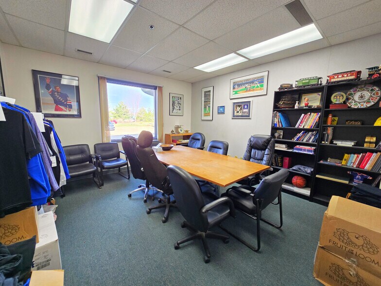 More Photos Of 9285 49 St NW, Edmonton Manufacturing For Sale