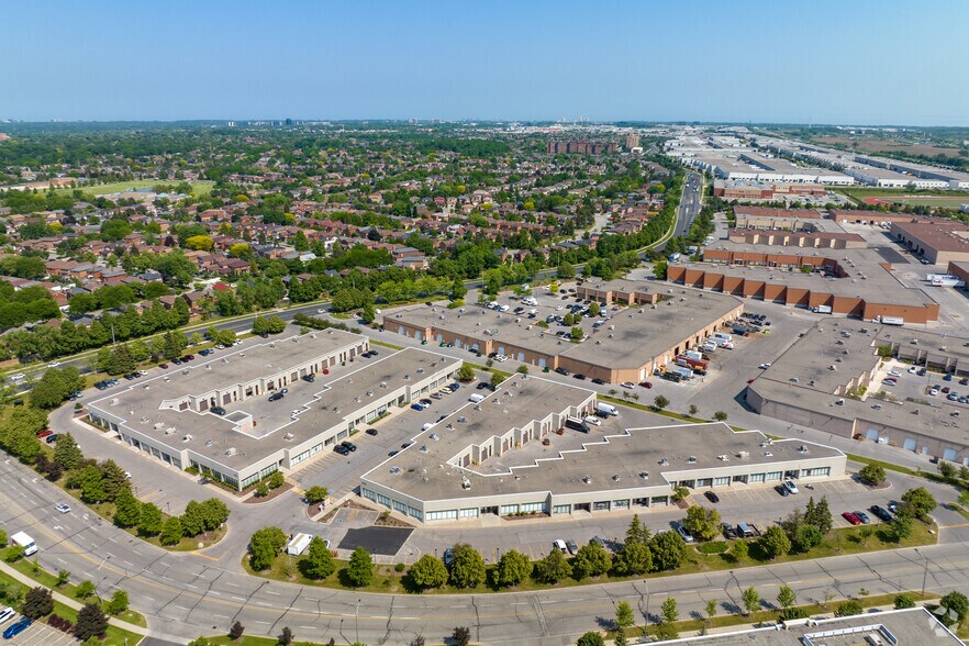 More Photos Of 4161 Sladeview Cres, Mississauga Light Distribution For Lease