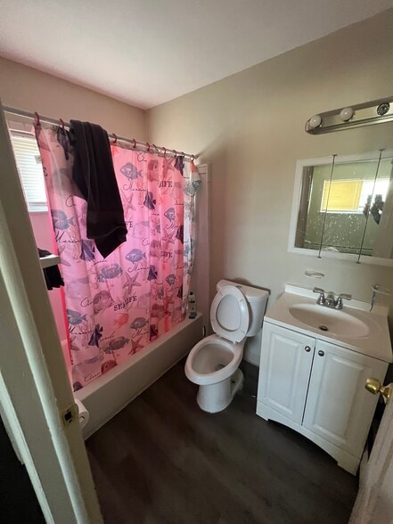 More Photos Of 20490 Schaefer Hwy, Detroit Apartments For Sale