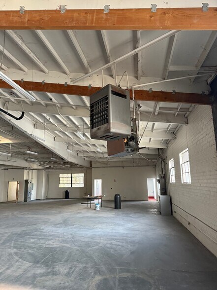 More Photos Of 4747 W Century Blvd, Inglewood Storefront For Lease