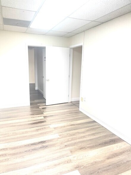 More Photos Of 121 W Whittier Blvd, La Habra Medical For Lease