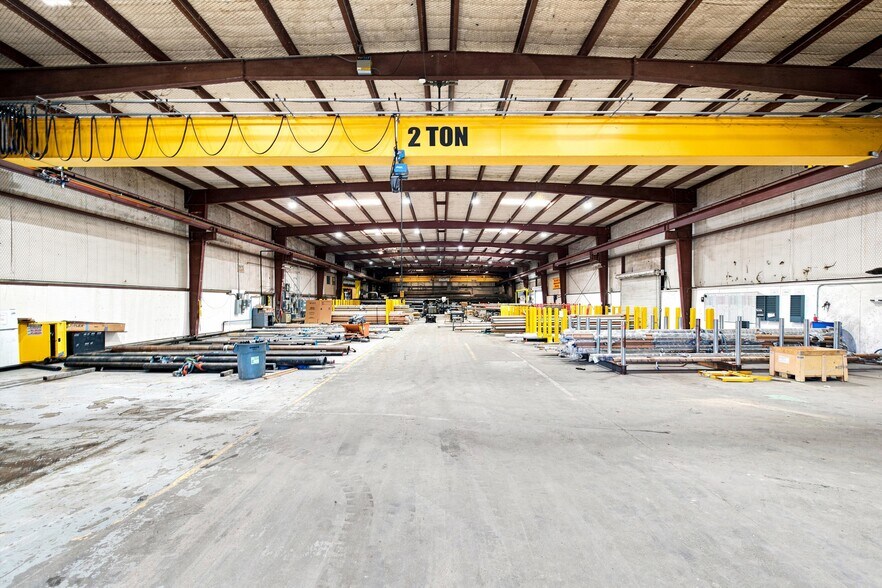 More Photos Of 6613 N 19th St, Waco Warehouse For Sale