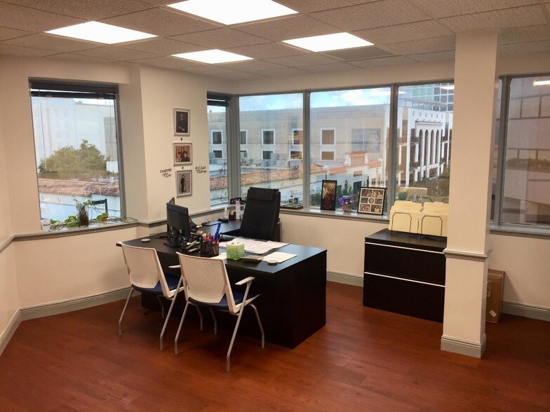 More Photos Of 14 E Washington St, Orlando Office For Lease