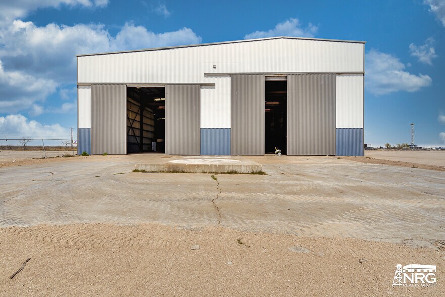 More Photos Of 8800 NW Loop 338, Odessa Warehouse For Sale