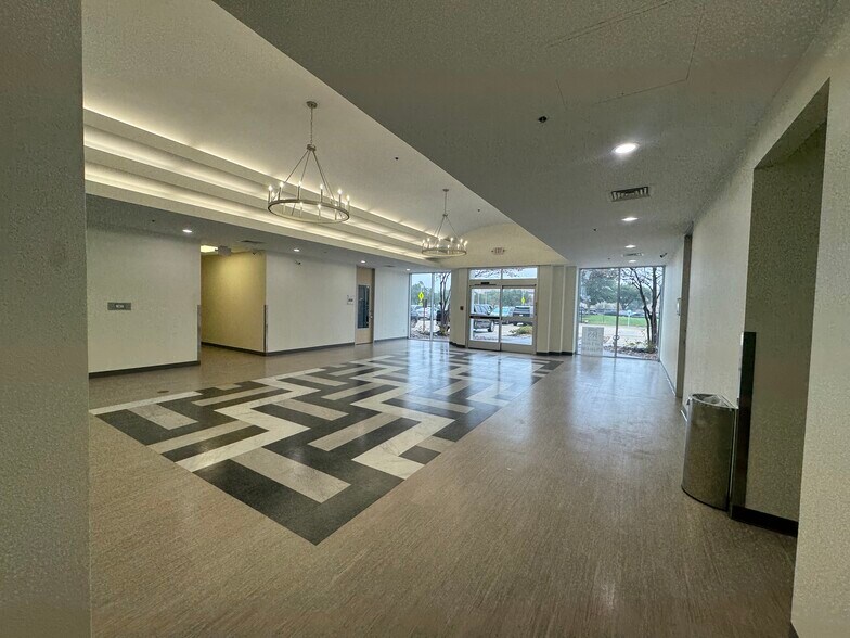 More Photos Of 1605 Rock Prairie Rd, College Station Medical For Lease