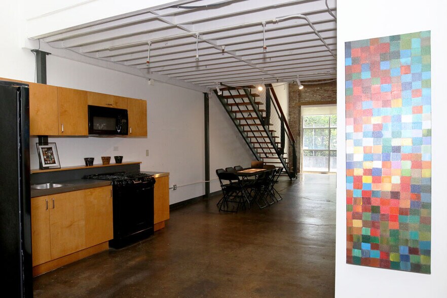 More Photos Of 949 W Marietta St NW, Atlanta Office Residential For Sale