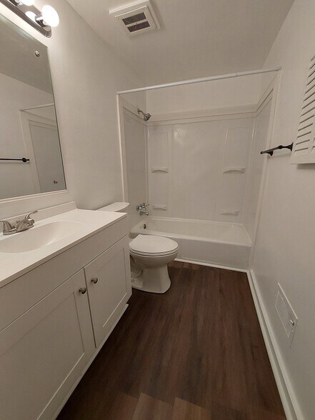 More Photos Of 435 Woodland Ave, Steubenville Apartments For Sale