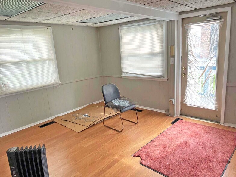 More Photos Of 596-602 Hamlin Hwy, Hamlin Restaurant For Sale