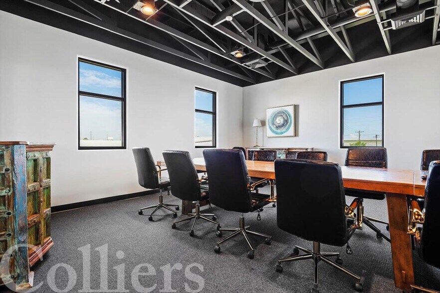 More Photos Of 2032 Highland Ave E, Twin Falls Warehouse For Lease