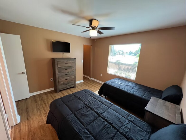 More Photos Of 2211 SE 3rd St, Boynton Beach Apartments For Sale