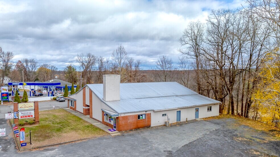 More Photos Of 447 Broadway, Ulster Park Office For Sale