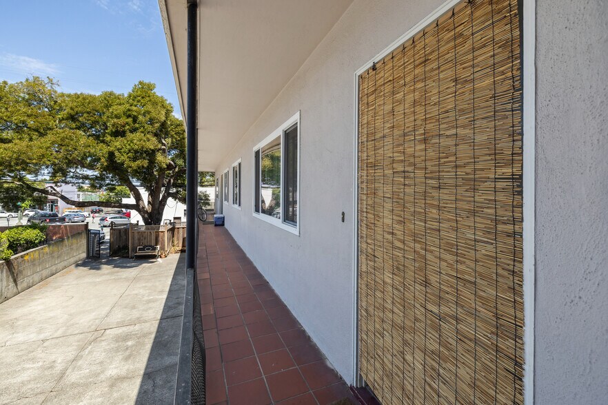 More Photos Of 1140 El Camino Real, Burlingame Apartments For Sale
