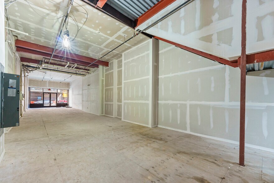 More Photos Of 196-198 Market St, Newark Apartments For Lease