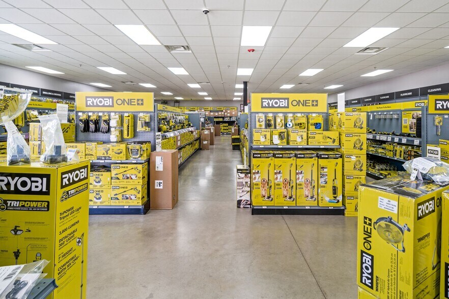 More Photos Of 400 S Wilson Rd, Sunbury Unknown For Sale