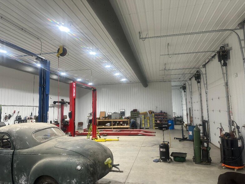 More Photos Of 11987 Dalton Rd, Rockbridge Industrial For Sale