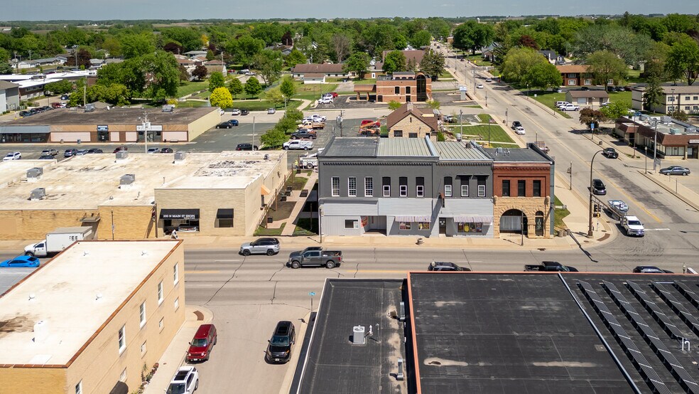 More Photos Of 118 Main St N, Stewartville Freestanding For Sale