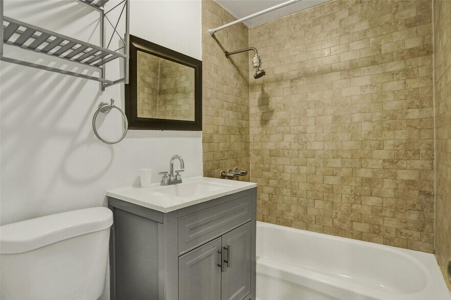 More Photos Of 76 NE 49th St, Miami Apartments For Sale
