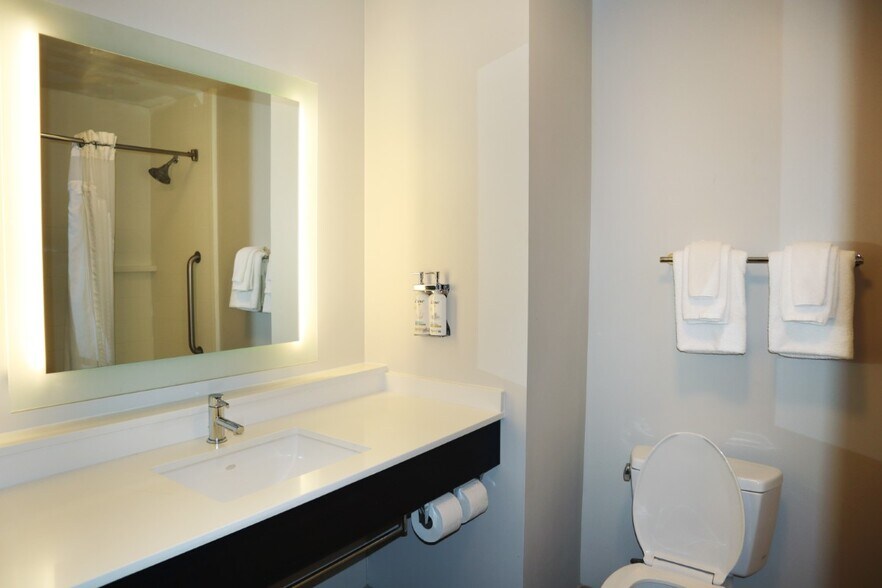More Photos Of 157 Soldier Colony Rd, Canton Hotel For Sale