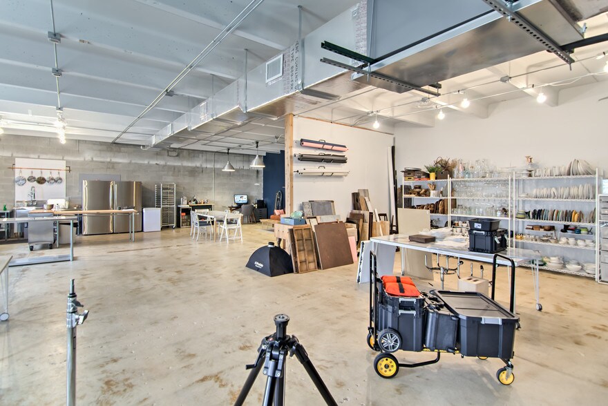 More Photos Of 12360 66th St N, Largo Office For Lease