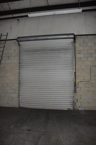 More Photos Of 1231 W Gore St, Orlando Industrial For Lease