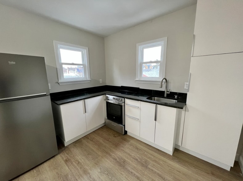 More Photos Of 150-156 Preston, Hartford Apartments For Sale