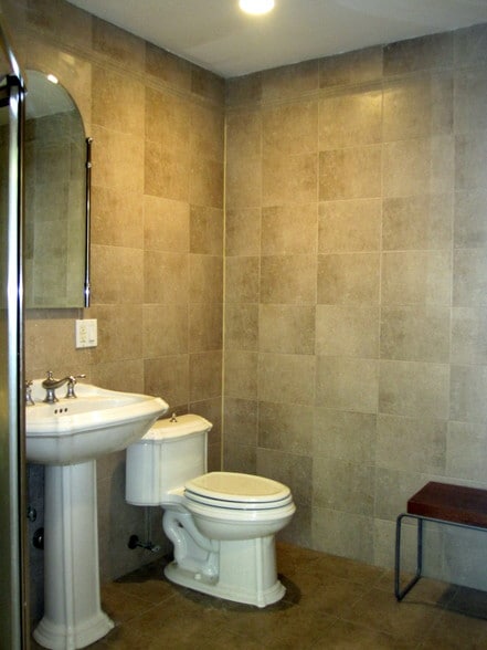 More Photos Of 7618 Rockaway Blvd, Woodhaven Storefront Retail Residential For Sale