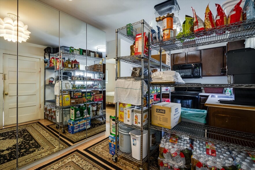 More Photos Of 1139 Lincoln Ave, Calistoga Hospitality For Sale