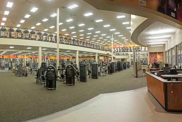 More Photos Of 506 N Janes Ave, Bolingbrook Freestanding For Lease