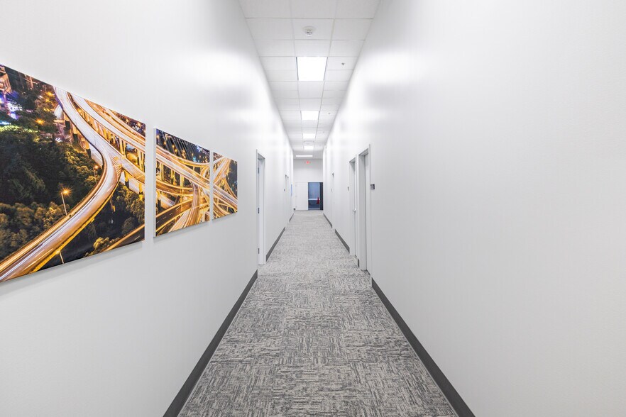 More Photos Of 35700 Van Dyke Ave, Sterling Heights Freestanding For Lease