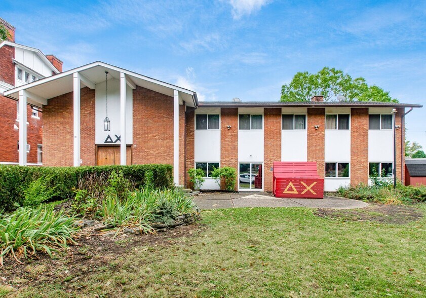More Photos Of 191 E 15th Ave, Columbus Lodge Meeting Hall For Lease