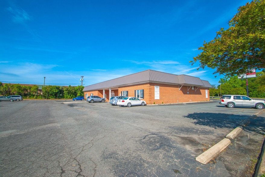 More Photos Of 1617 W Roosevelt Blvd, Monroe Office For Sale
