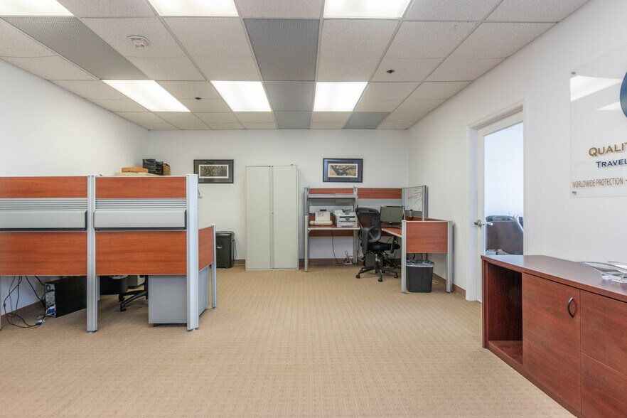 More Photos Of 150 SE 2nd Ave, Miami Office Residential For Sale