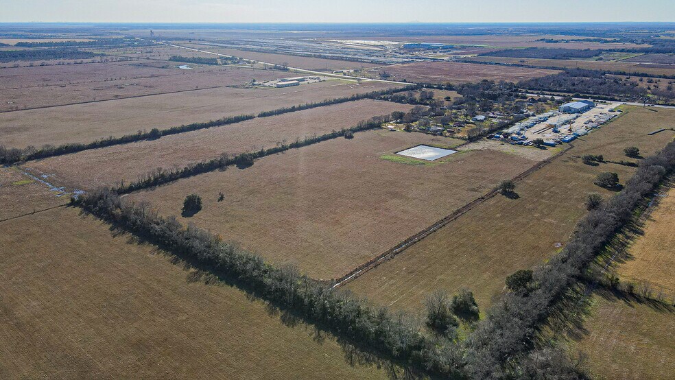 More Photos Of County Road 492, Dayton Land For Sale