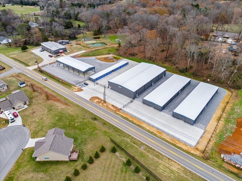More Photos Of 2245 Boyds Creek Hwy, Sevierville Self Storage For Sale
