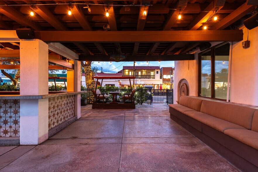 More Photos Of 369 N Palm Canyon Dr, Palm Springs Restaurant For Sale