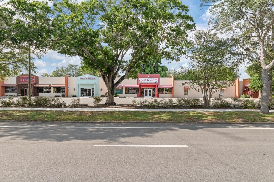 More Photos Of 6295-6299 Central Ave N, Saint Petersburg Storefront Retail Office For Sale